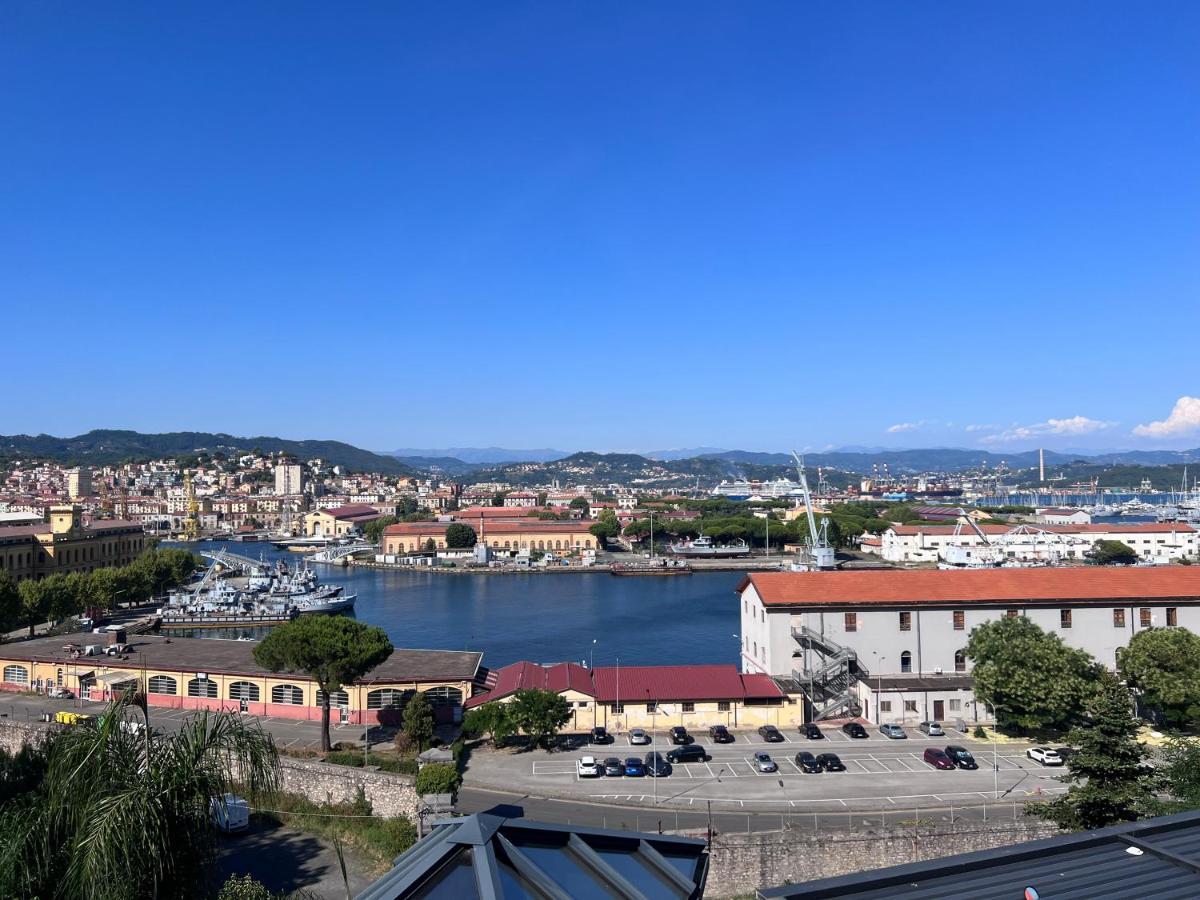 Mare Nostrum La Spezia Kültér fotó