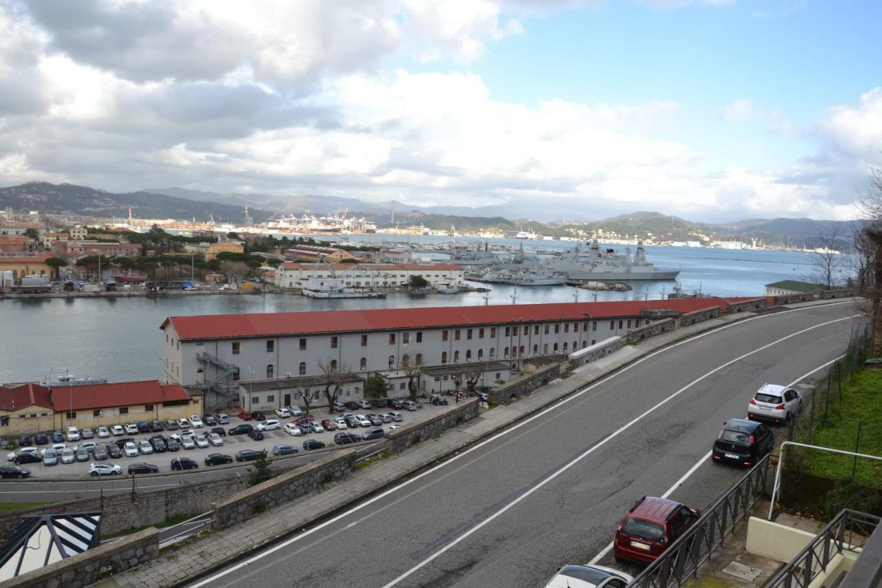 Mare Nostrum La Spezia Kültér fotó