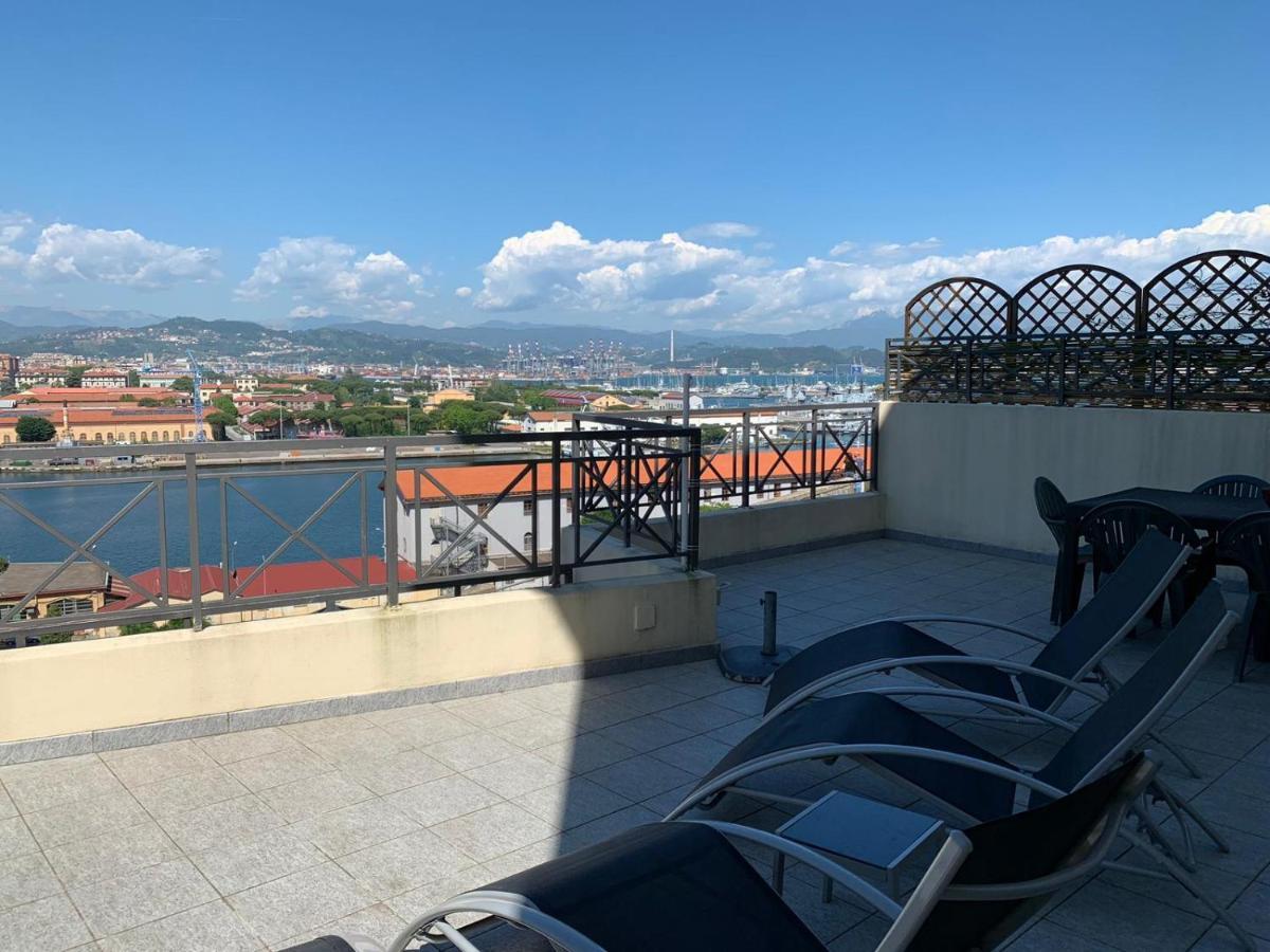 Mare Nostrum La Spezia Kültér fotó